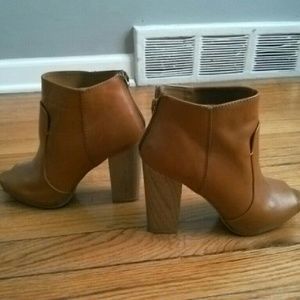 Zara ankle booties