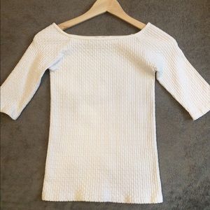 3/4 sleeve white shirt from Guess. Size XS/S