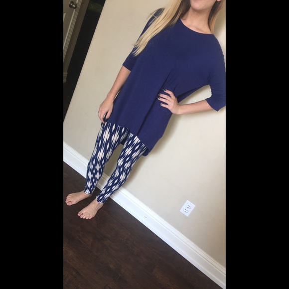 Super comfy & cute LulaRoe shirt!!