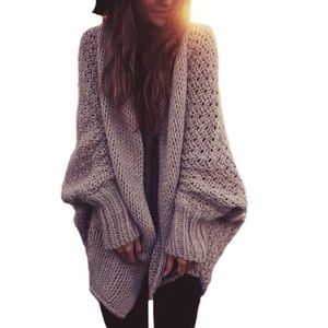 Oversized, soft comfy sweater!