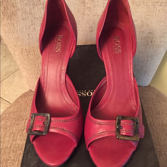 Hugo Boss Peep Toe Pumps