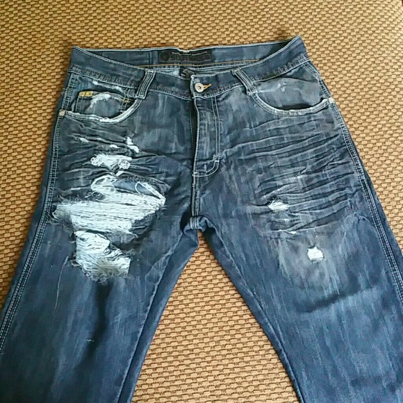SOUTHPOLE Distressed Jean
