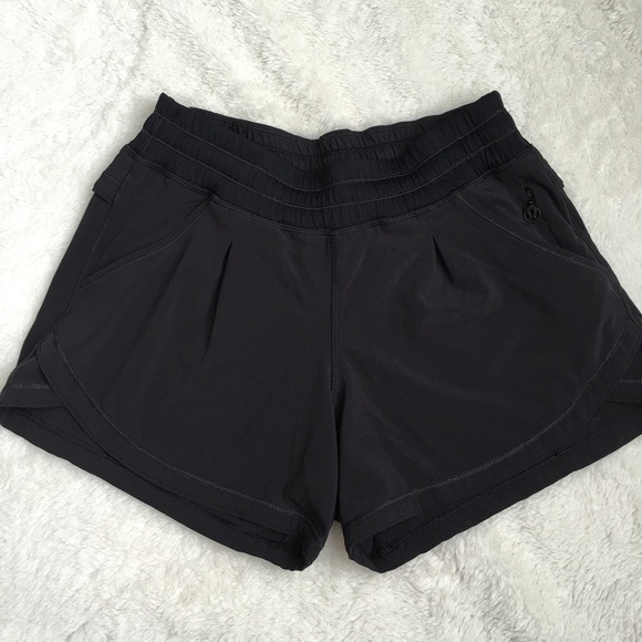 Lululemon black shorts