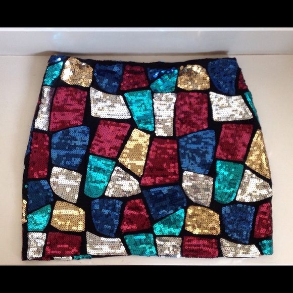 Sequence skirt