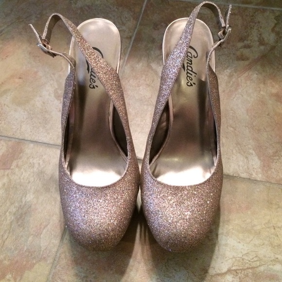 All That Glitters. - Picture 2 of 3