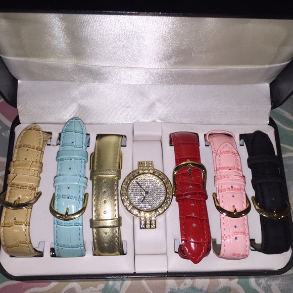 Real Collectibles by Adrienne Watch w/ 6 bands