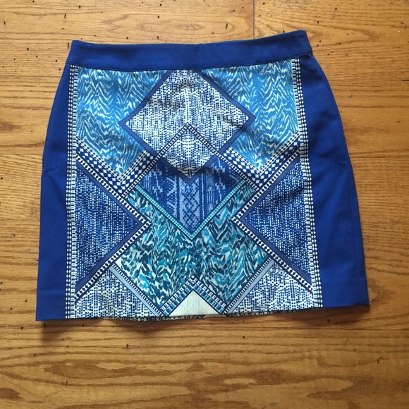 Patterned H&M skirt, size 6 - Picture 1 of 3
