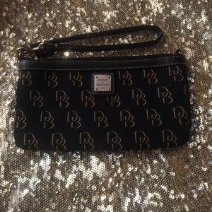 Dooney & Bourke wristlet
