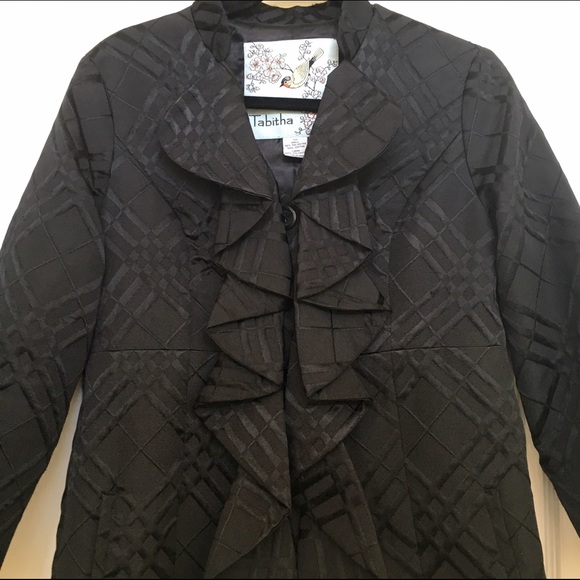 Dusk Ruffle Coat 10 - Picture 3 of 5