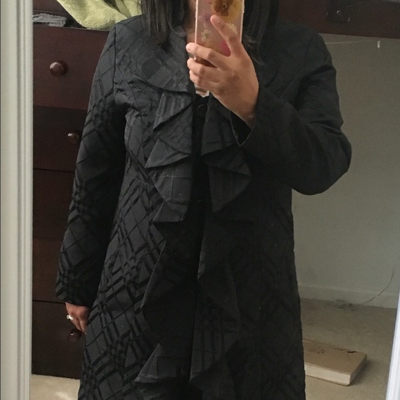 Dusk Ruffle Coat 10 - Picture 5 of 5