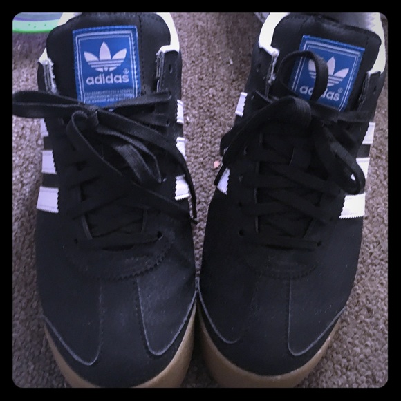 le adidas samoa blackwhite strisce poshmark le adidas samoa blackwhite strisce poshmark