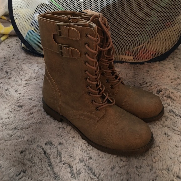 Rampage boots