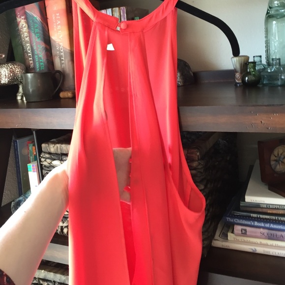 TRADED Bright coral BB Dakota top - Picture 2 of 4