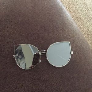 Silver Mirror Sunglasses Cat Eye