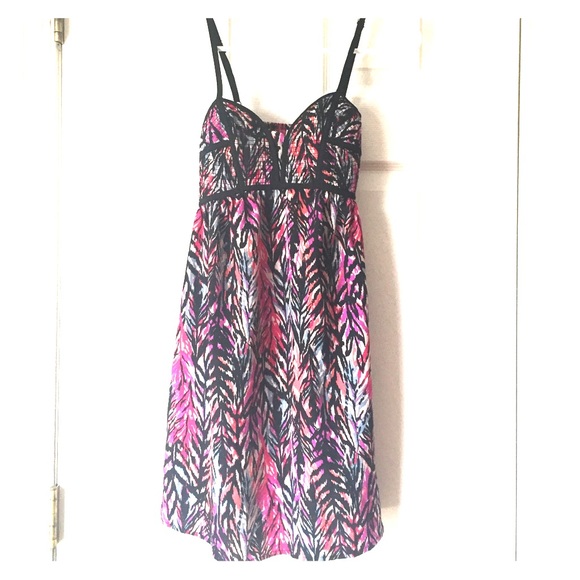 Light Xhiliration Summer Dress
