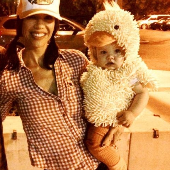 Infant Halloween costume. Baby chick 🐥