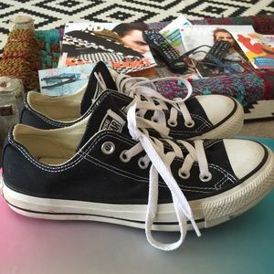 Boy's size 5 black low top Chucks