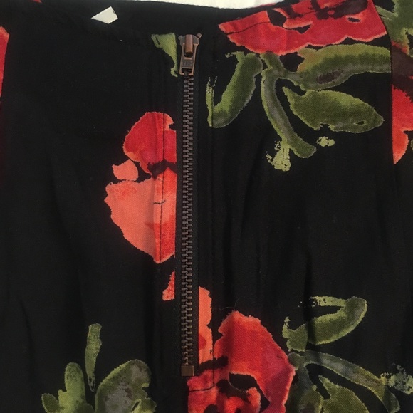 High waisted printed short - Picture 2 of 3
