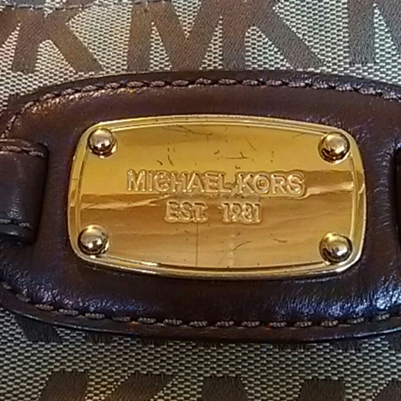 Michael Kors purse - Picture 2 of 4
