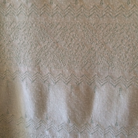 Top - Picture 3 of 4