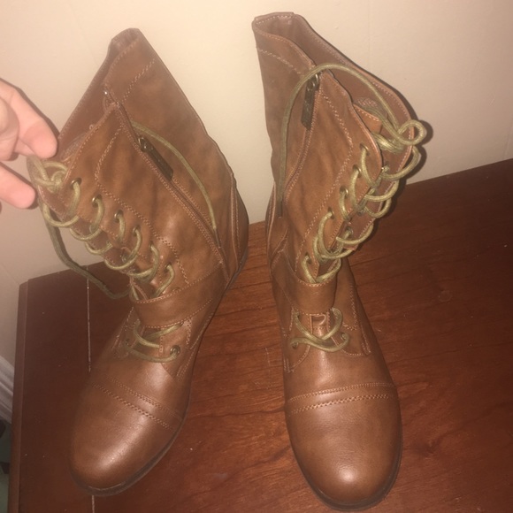 Boots - Picture 1 of 2