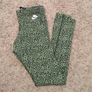 Nike legging pants