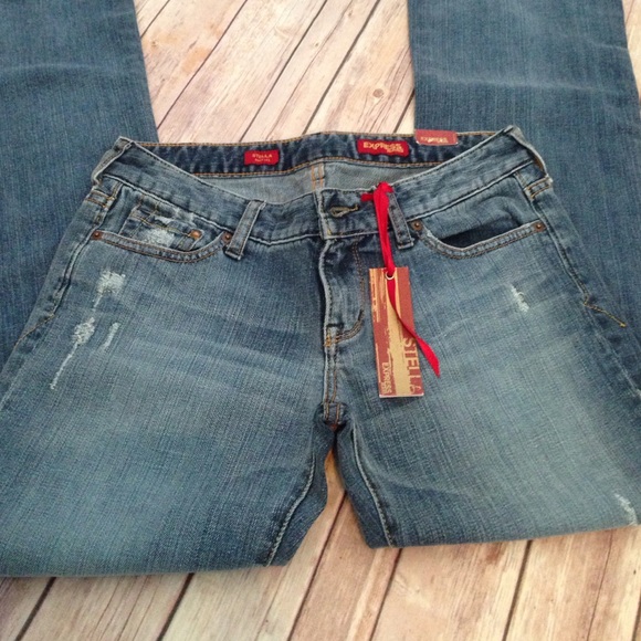NWT Low rise boot cut jeans