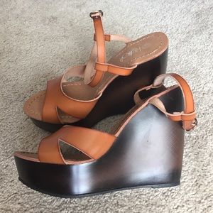 Camel wedge sandals, seventies, mod. Never worn.