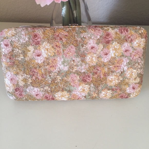 Hardcover Wallet - Picture 4 of 4