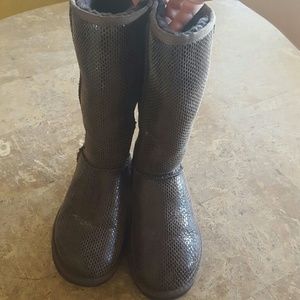 Ugg boots slightly used. Sole about 80% still good