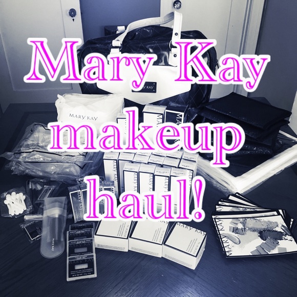 HUGE bundle of Mary Kay products!