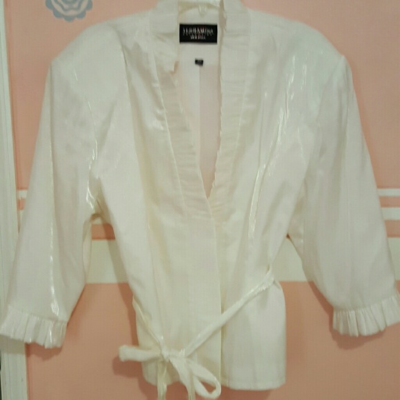 Lovely white suit 3-piece