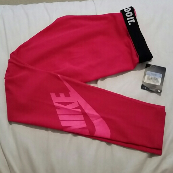 Nike Pants - NEW Nike Leg-A-See Logo Tights