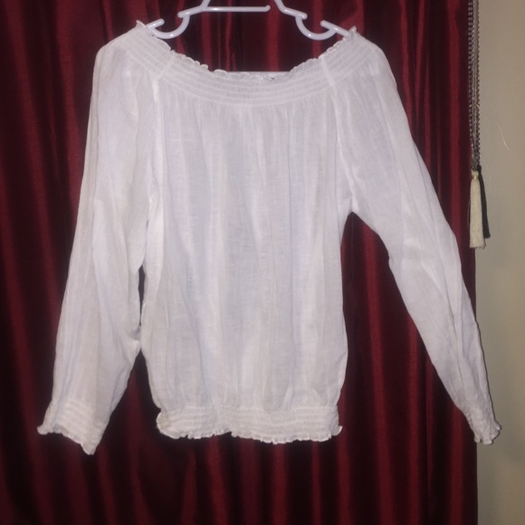 Venus off the shoulder top