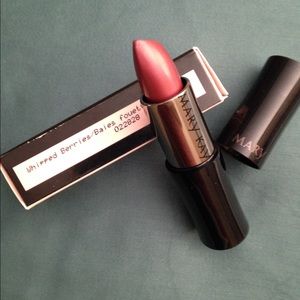 Mary Kay Lipstick Whipped Berries
