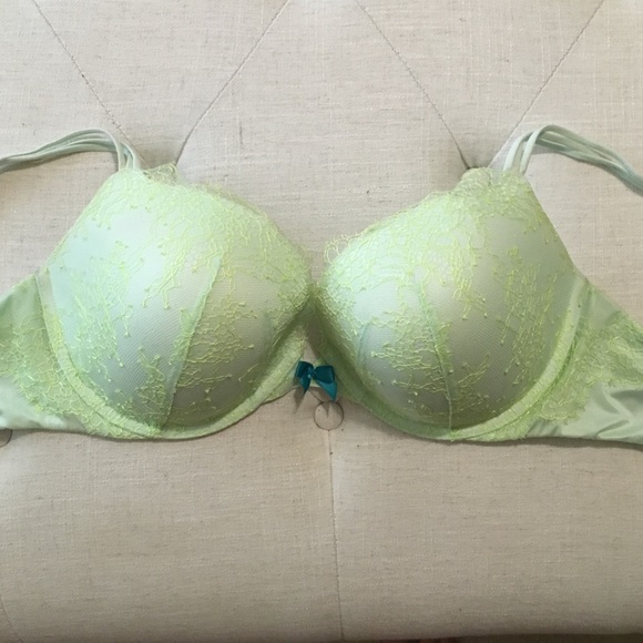 Victoria's Secret bra