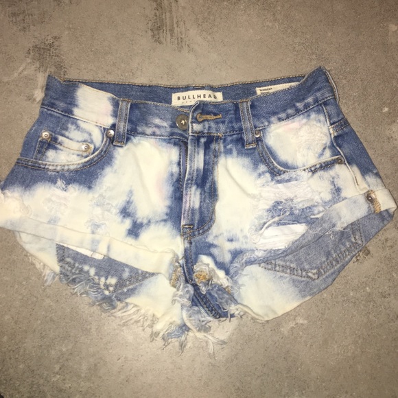 Acid wash denim bullhead shorts