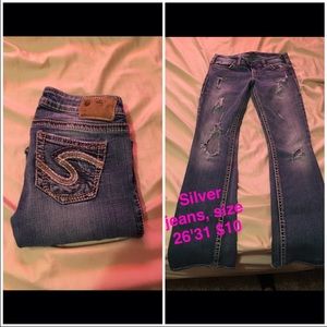 Distressed silver jeans 💙