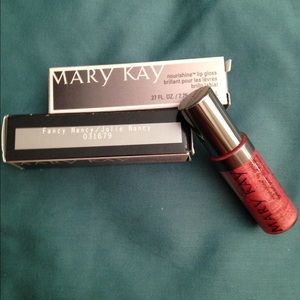 💋Mary Kay Nourshine Lip Gloss Fancy Nancy