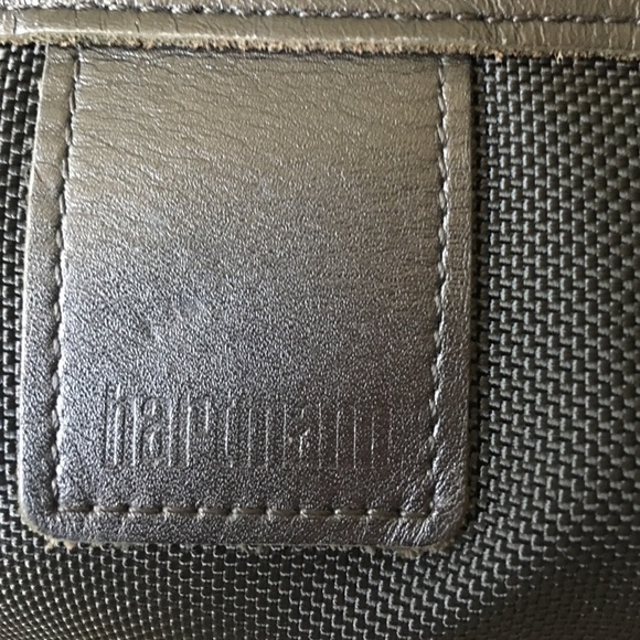 Hartman 21" Nylon Duffle Bag - Picture 2 of 4