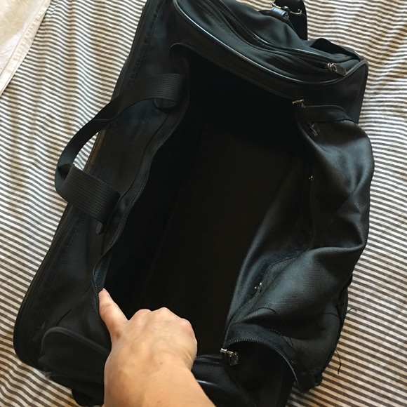 Hartman 21" Nylon Duffle Bag - Picture 4 of 4