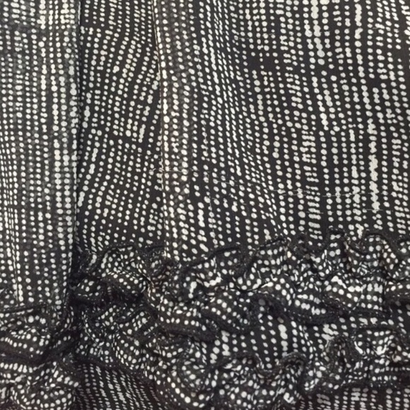 Mossimo 3 skirt bundle - Picture 3 of 4