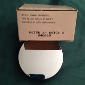 Mary Kay Mineral Foundation Beige 2 New in Box