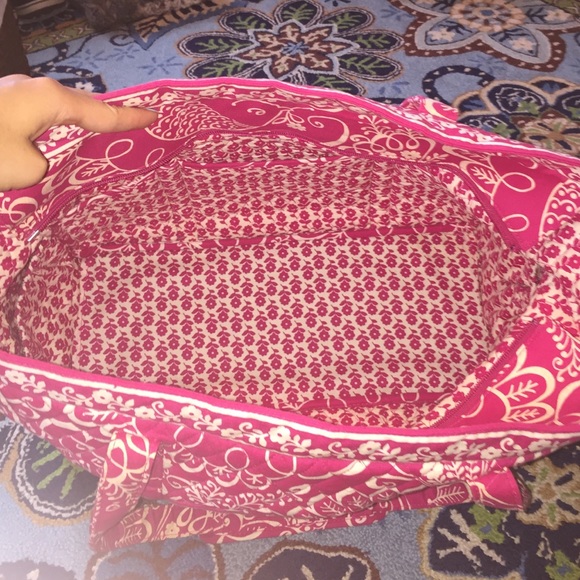 Vera Bradley Get Carried Away Tote Pink Ribbons - Picture 4 of 4