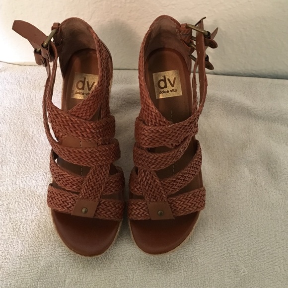 Dolce Vita brown wedges
