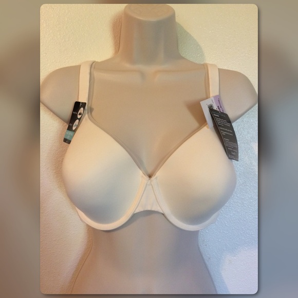 Bra vanity fair ivory color size 36 D.