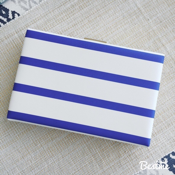 ⛵️kate spade Preppy Summer Shark Clutch - Picture 2 of 4