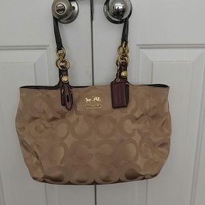 Coach Shoulder bag