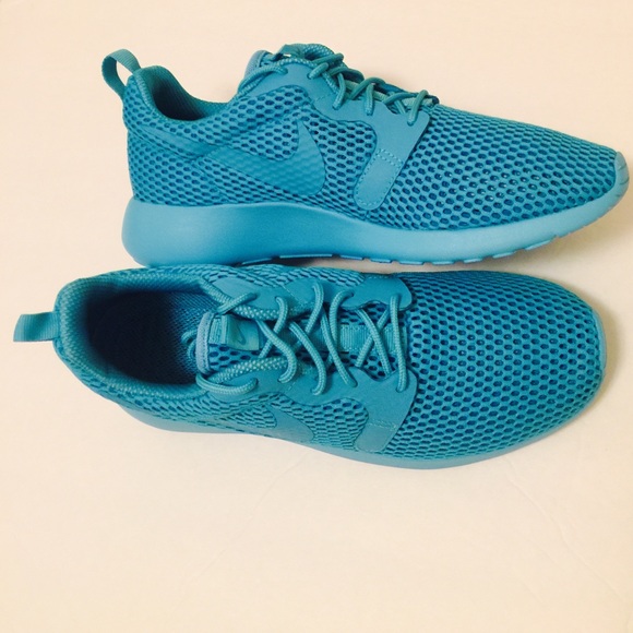 Nike Roshe One Hyper Breathe - Picture 2 of 4