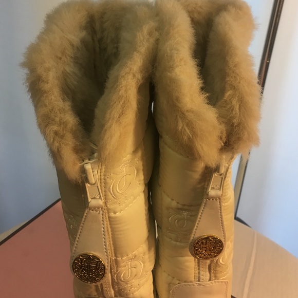 Juicy Couture "Snowflurry" boot - Picture 4 of 4